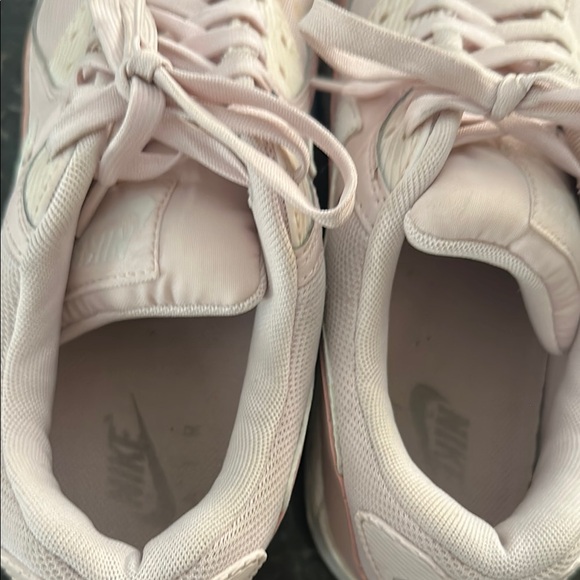 Women's Pink and White Sneakers Nike Air Max 11.5 - Picture 4 of 7